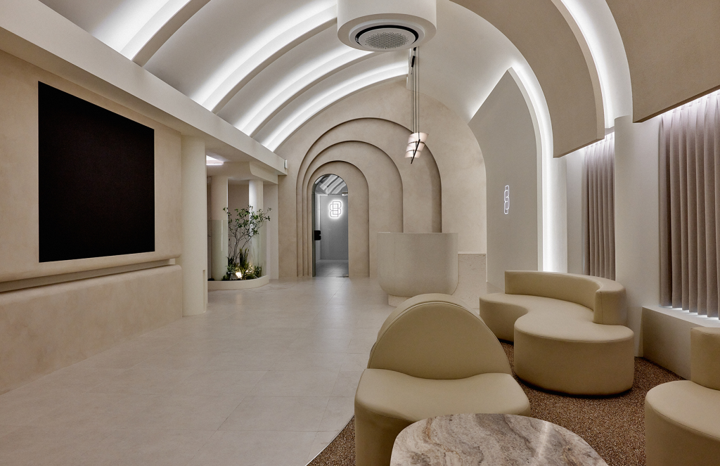 BongBong Plastic Surgery in Seoul builds on over 20 years of natural aesthetic design, its proprietary BIVOL methodology, and stem cell regenerative medicine.