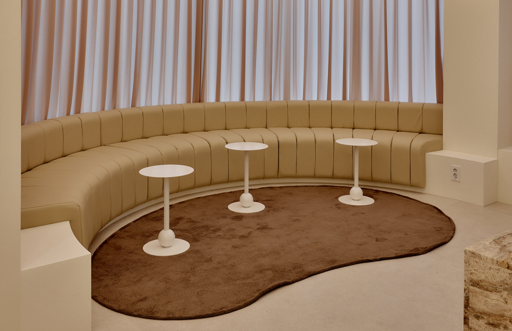 BongBong Plastic Surgery in Seoul builds on over 20 years of natural aesthetic design, its proprietary BIVOL methodology, and stem cell regenerative medicine.
